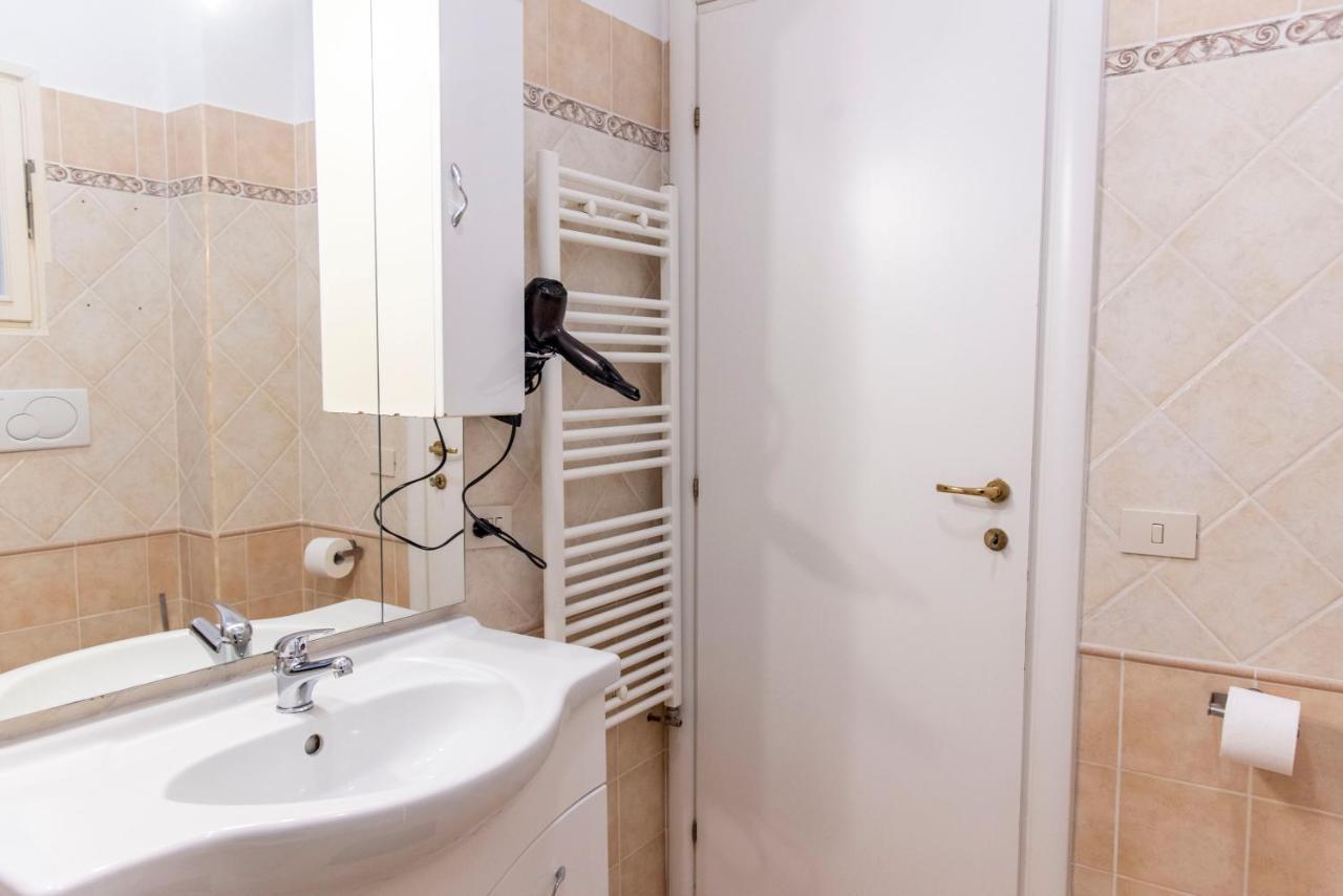 ローマ Nicoleta Bed & Breakfast 部屋 写真